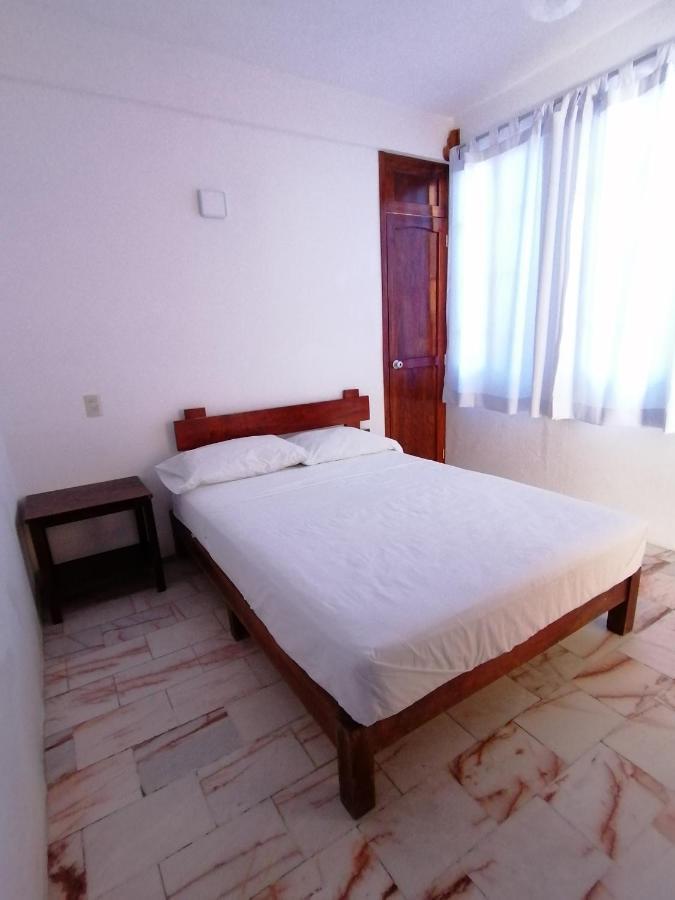 Don Luis Hostal - Sucursal Hidalgo - テコルトラ エクステリア 写真
